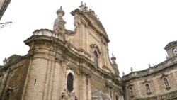 (2012-04) - 18 - Monopoli